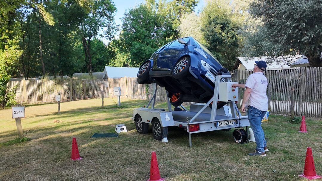 photo voiture tonneau - activité QVT et RSE
