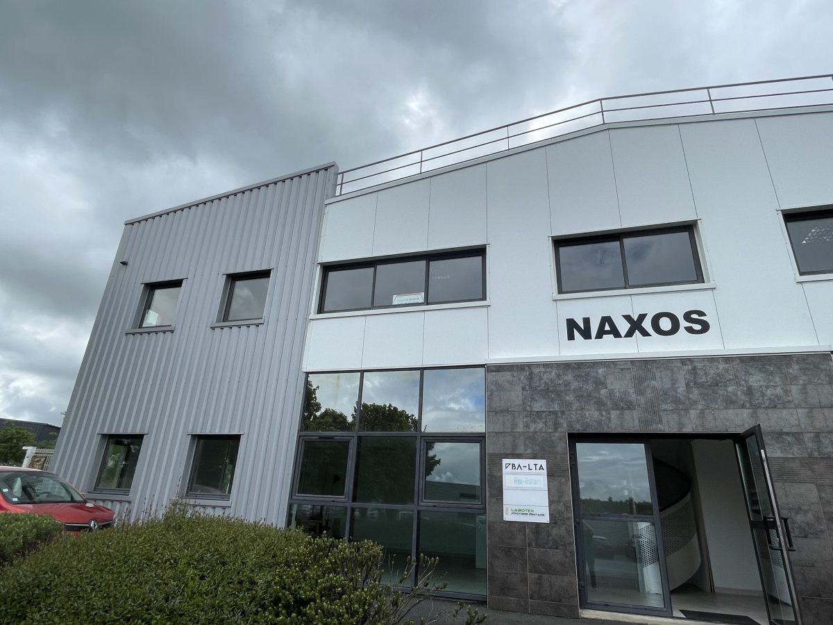 Photo de la façade du l'agence de vannes