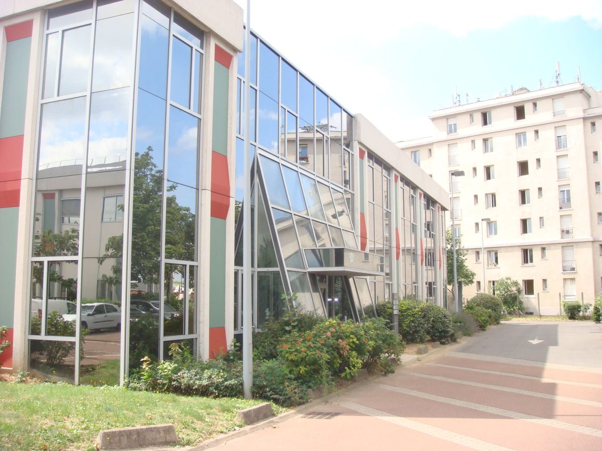Photo de la façade du l'agence de gennevilliers